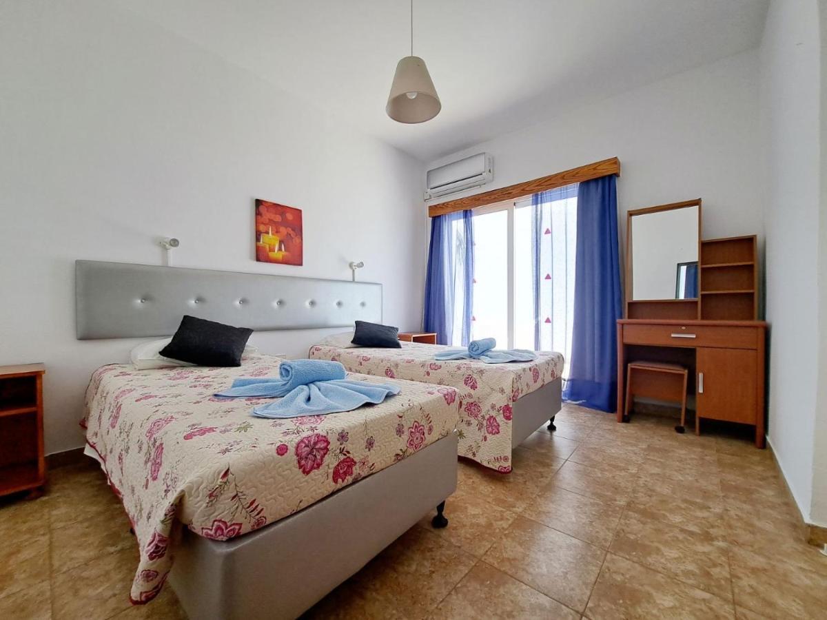Florence Hotel Apartments Ayía Nápa Extérieur photo