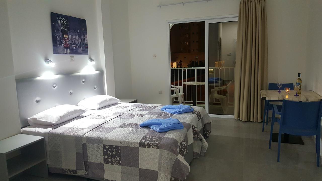 Florence Hotel Apartments Ayía Nápa Extérieur photo