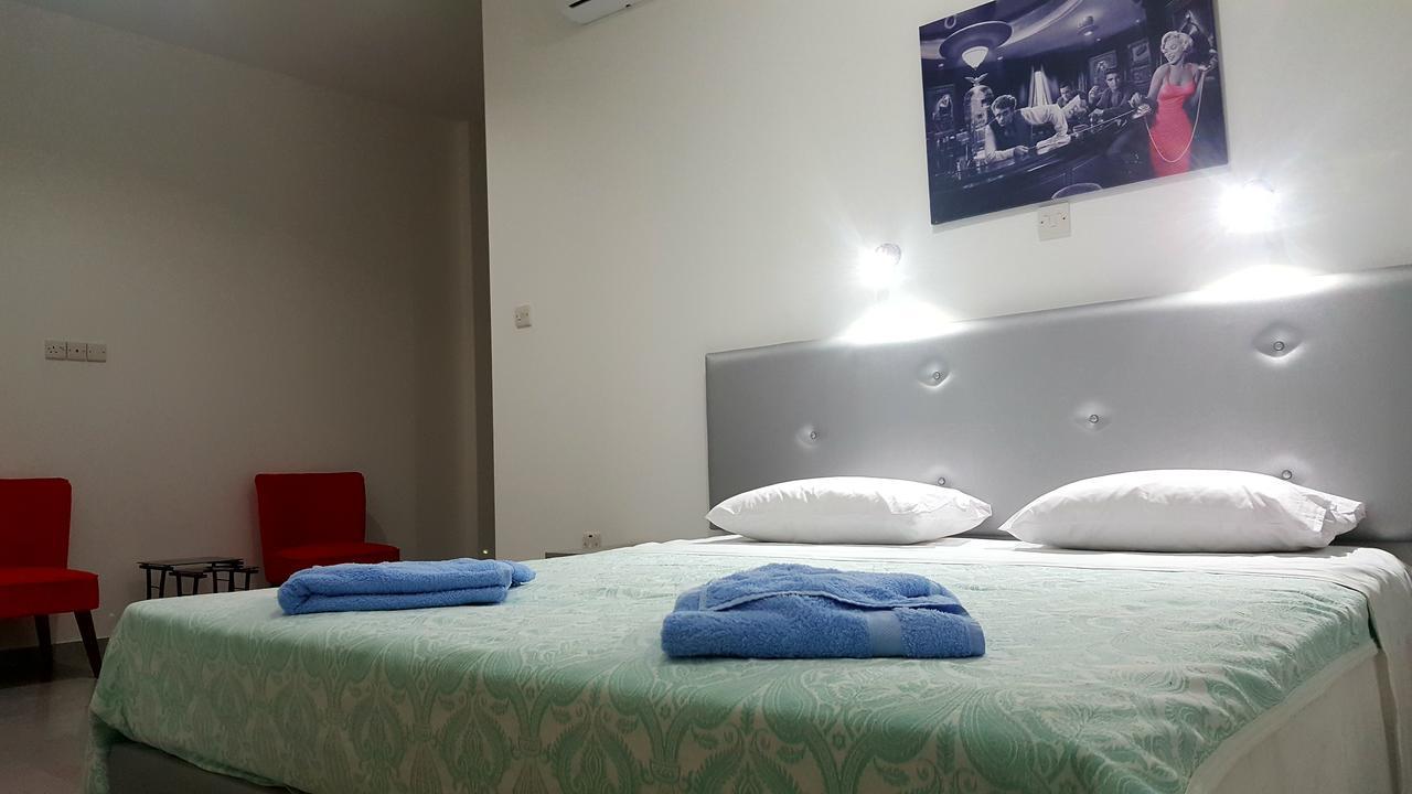 Florence Hotel Apartments Ayía Nápa Extérieur photo