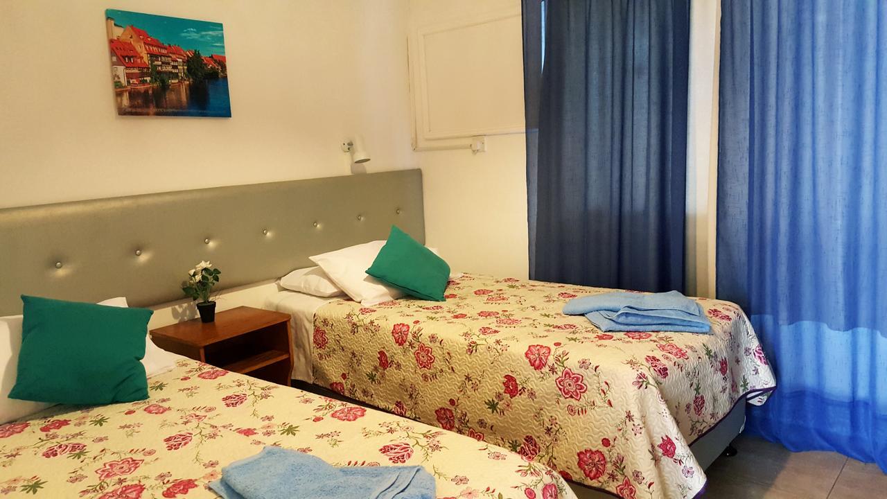 Florence Hotel Apartments Ayía Nápa Extérieur photo